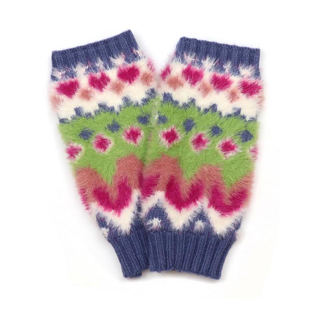 Peace of Mind Wristwarmers Imogen Fluffy Pattern Knit